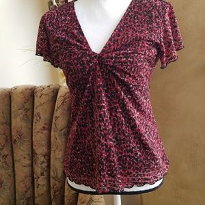 Black & red Apt. 9 medium top